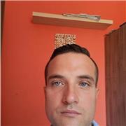 Salve mi chiamo Corvino Serafino Raffaele ho 34 anni ed abito in provincja di o diplomato in liceo scientifico e propongo come insegnante di matematica o qualora ce ne fosse bisogno anche in altre materie,sopratutto nelle scuole elementari